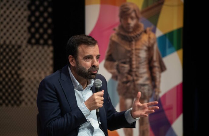 Este jueves día 23 se entrega en Alcalá el Premio Cervantes Chico a David Lozano y numerosos escolares