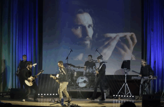 Los “curas rockeros” ofrecerán un concierto acústico en el Hospital de Antezana de Alcalá de Henares