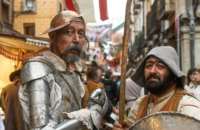 Don Quijote, Sancho y mucho más… así es el Mercado Cervantino 2025 en Alcalá de Henares