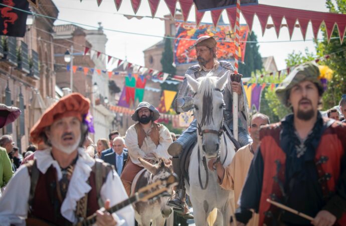 Mercado Cervantino de Alcalá de Henares 2025: programa del fin de semana, detallado por horas y días