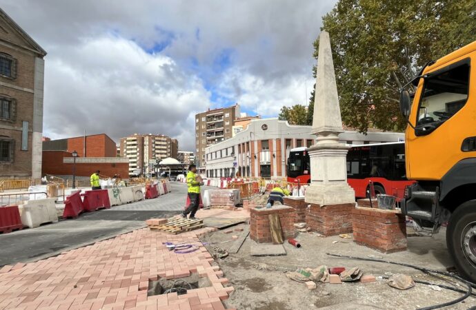 Obras en Alcalá / Restricciones al tráfico en el entorno de la Facultad de Derecho de la vía Complutense