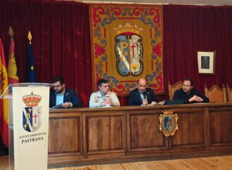 Pastrana conmemoró el Día de la Constitución con un acto institucional