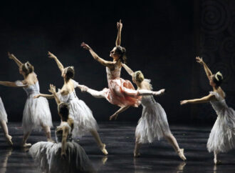 “El Cascanueces”, concierto solidario contra la ELA y “Estoy solo en casa”, este fin de semana en el Teatro Municipal de Torrejón