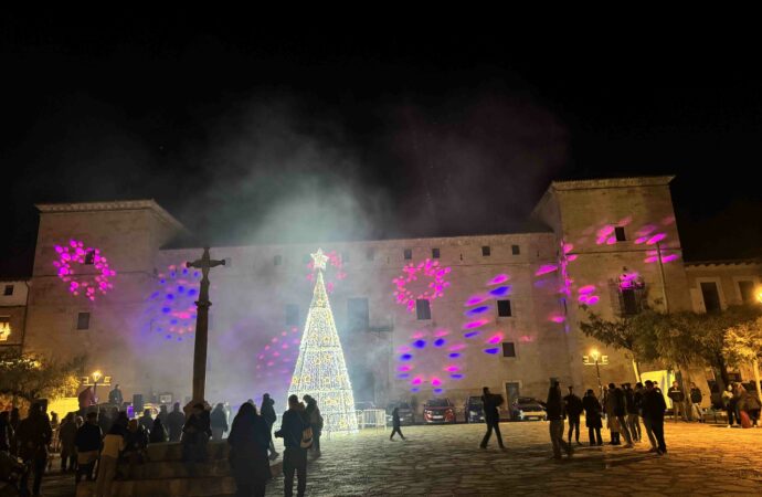 Pastrana encendió la Navidad con música, luces y la ilusión de los más pequeños