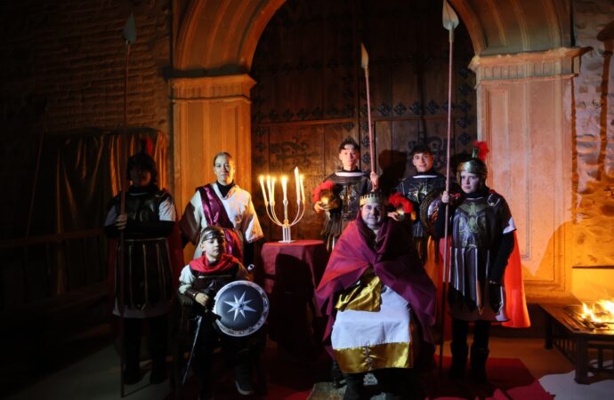 Quer volvió a celebrar su tradicional Belén Viviente con numerosa participación vecinal