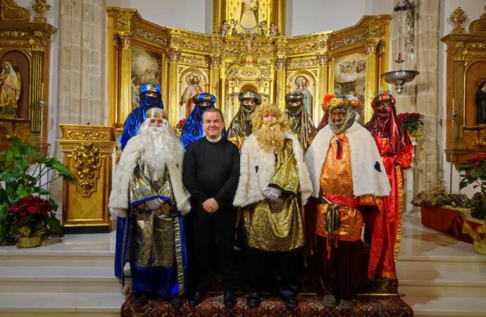 Melchor, Gaspar y Baltasar, protagonistas absolutos de la Cabalgata 2026 de Cogolludo
