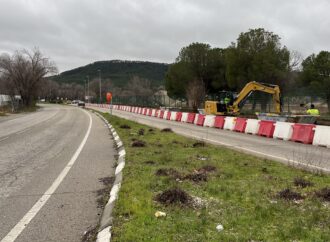 Comienzan las obras de mejora en la Avenida de Roma de Alcalá, junto a la antigua rotonda de Fiat