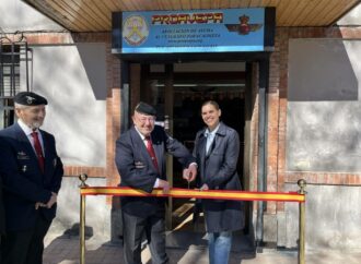 Nueva sede de la asociación de ayuda a los veteranos paracaidistas en la antigua Farmacia Militar de Alcalá