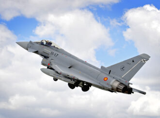 ¿Pero qué es el ruido tan estrepitoso y constante que suena en los cielos de Torrejón y Alcalá?