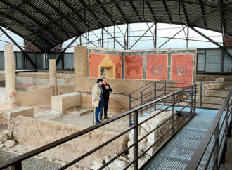 Comienzan las visitas a la nueva estancia con pinturas murales de la Casa de los Grifos de Alcalá