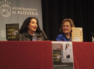 La ganadora del Premio Azorín de literatura 2024, Cristina López Barrio, presentó su libro en Alovera