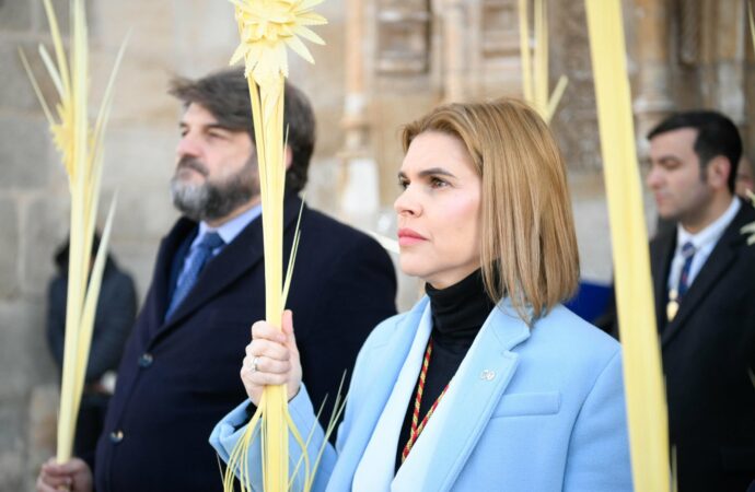 La alcaldesa de Alcalá estará ausente de las procesiones de Semana Santa tras someterse a una intervención quirúrgica leve