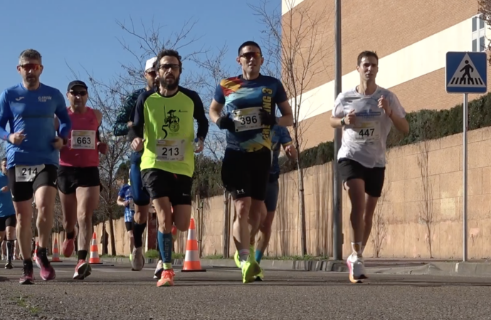 El Día del Atletismo Popular se celebró en Alcalá con la Media Maratón y la Carrera Popular Quijote y Dulcinea: resultados