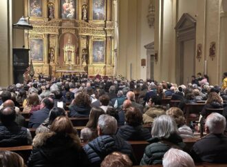La Banda de Palio de Juventudes Musicales de Alcalá volvió a llenar Santa María