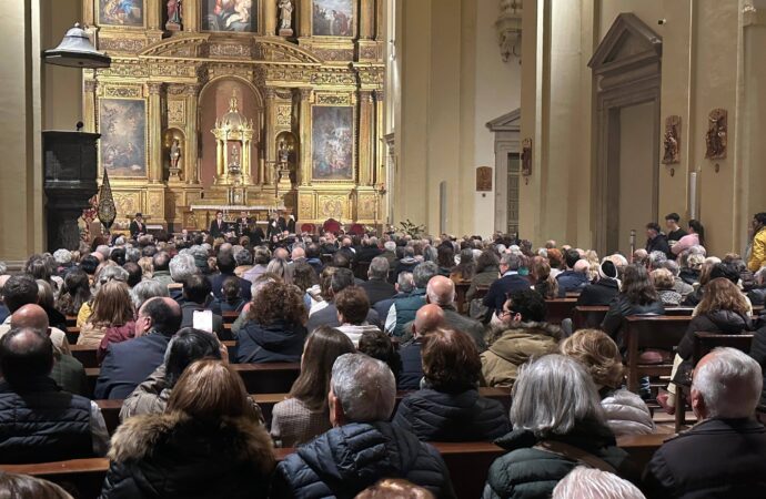La Banda de Palio de Juventudes Musicales de Alcalá volvió a llenar Santa María
