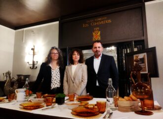 Presentada en el Parador de Alcalá la experiencia gastronómica ‘La mesa de los Alcántara’, inspirada en la serie Cuéntame