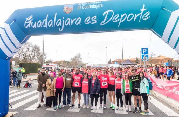 Gran ambiente en la I Carrera de la Mujer de Guadalajara que reunió a 850 participantes