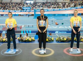 La alcalaína Rocío Arroyo se proclama campeona de España absoluta de 800 metros en Pista Cubierta