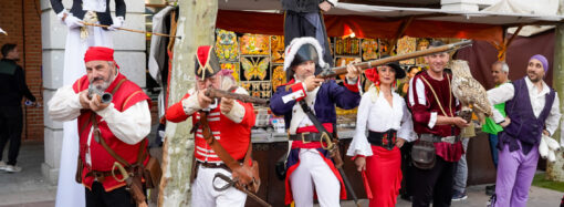 Buen tiempo y mucha participación en el Mercado Goyesco de Torrejón