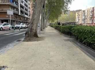 Finalizada en Alcalá la renovación de aceras en la calle Caballería Española