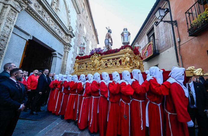 Semana Santa de Alcalá 2026: emoción con las procesiones del Cristo de la Columna y Los Trabajos