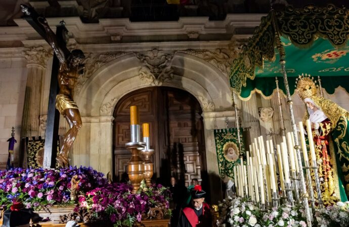 Encuentro de Nuestra Señora de la Soledad Coronada y el Cristo de los Doctrinos, este sábado en Alcalá de Henares