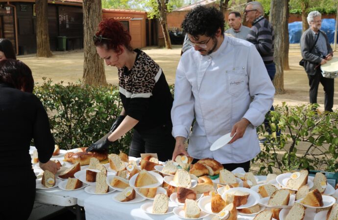 El Hornazo Alcalaíno se vivió con música, buen clima y mucho ambiente