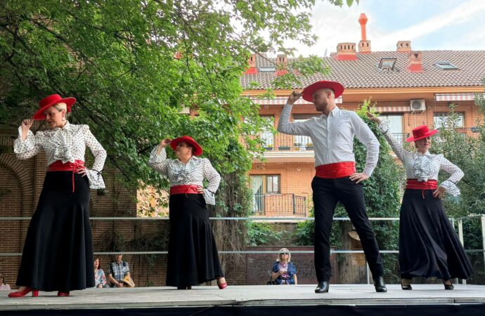 Continúa la «mini Feria de Abril» en la Quinta de Cervantes de Alcalá