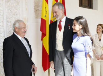 Los Reyes de España entregan el Premio Cervantes en Alcalá al escritor mexicano, Gonzalo Celorio