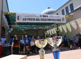 ‘Corremos por la paz’:  la parroquia de Santo Tomás de Villanueva de Alcalá acogió un año más esta carrera solidaria