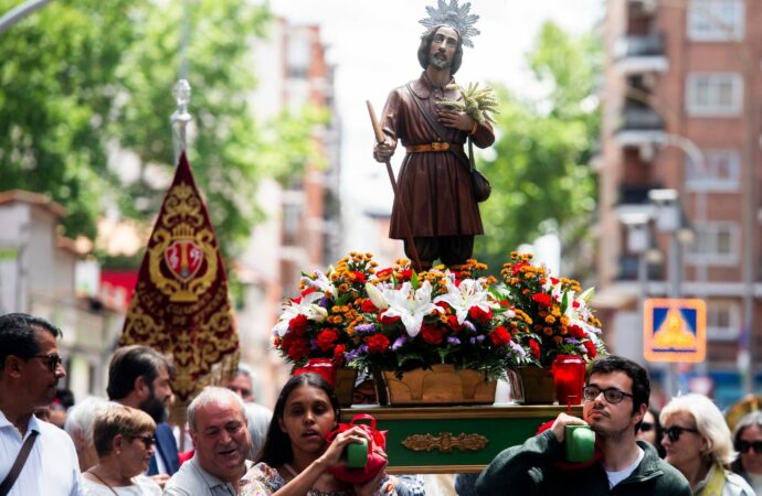 Música, rosquillas y procesión para celebrar San Isidro en Alcalá de Henares