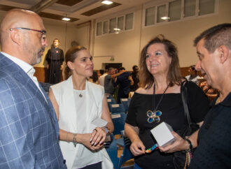 La alcaldesa de Alcalá destacó el “gran proyecto social y educativo” del Centro Las Naves Salesianos