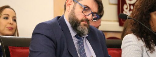 VOX vota finalmente en contra de su socio de gobierno en Alcalá (PP) en una modificación presupuestaria