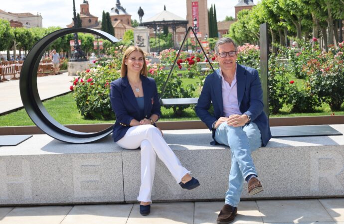 Piquet y Serrano ponen en valor «la gran transformación de Alcalá de Henares tras tres años de Gobierno municipal»