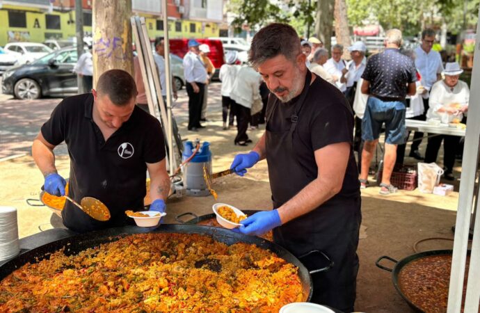 Las Fiestas del Distrito II de Alcalá se celebraron con paella, deporte…