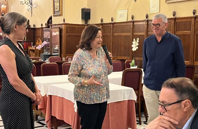 La Peña El Garrote de Alcalá entregó el Garrote de Oro 2025 a la historiadora Pilar Lledó Collada