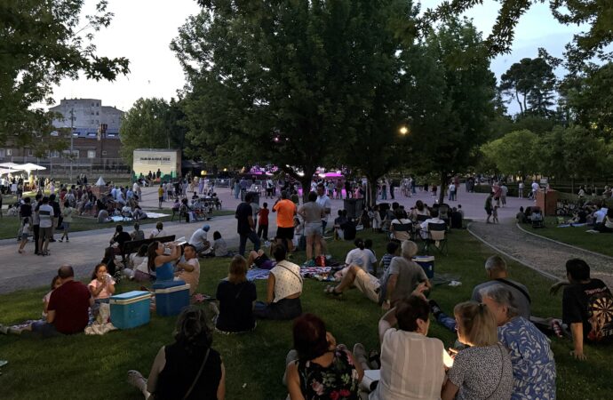 El Solsticio Folk volvió a llenar las calles de Guadalajara