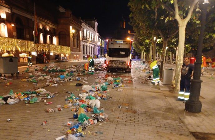 Valoriza desplegó un dispositivo especial de limpieza en Alcalá para la celebración del Mundial conquistado por España