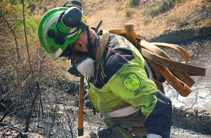 Los Bomberos del Ayuntamiento de Guadalajara regresan tras una semana de trabajo permanente en el incendio de La Mierla
