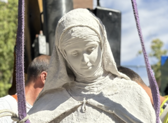 Así van las obras de la nueva iglesia de La Garena en Alcalá: Santa Teresa de Jesús ya preside el templo