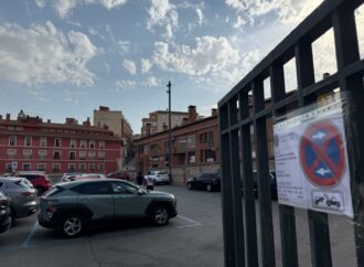 Instalación de toriles en Guadalajara / Prohibido el estacionamiento de vehículos desde el día 17 en la campa del Mercado de Abastos