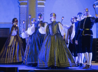 La Danza de Esquivel y Manuel Alejandro deleitaron al público de Alcalá de Henares