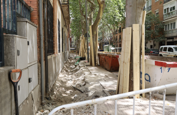 Comienzan en Alcalá los trabajos de reparación de las fachadas y cubiertas del edificio Daoiz y Velarde 28