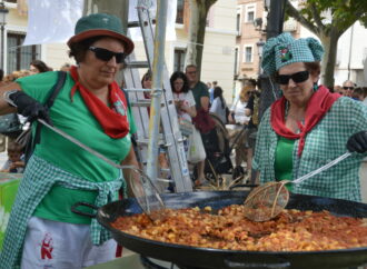 Migas, vermú, Danza, Manuel Alejandro, peñas, juegos… así fue en el martes 25 en las Ferias de Alcalá