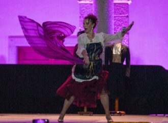 El Ballet de Pilar Barbancho volvió a triunfar en Las Noches del Patio de las Ferias de Alcalá