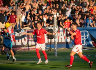 Fútbol / La RSD Alcalá se llevó el Trofeo Cervantes al derrotar al Real Ávila por 2-1 en El Val