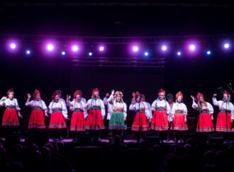 Ferias Alcalá 2026: la Agrupación de Zarzuela llenó el primer espectáculo del ciclo Las Noches del Parque en Sementales
