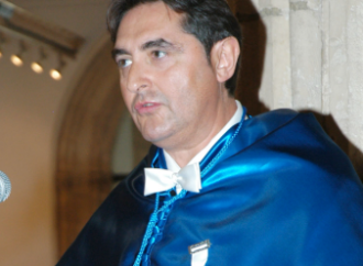 ¿Por qué las hojas de algunos árboles cambian de color en otoño? / Por Luis F. García del Moral Garrido