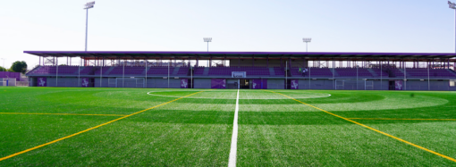 Inaugurado el nuevo campo de fútbol de la ciudad deportiva Joaquín Blume, con el nombre del torrejonero Vicente Otero ‘Tito’.