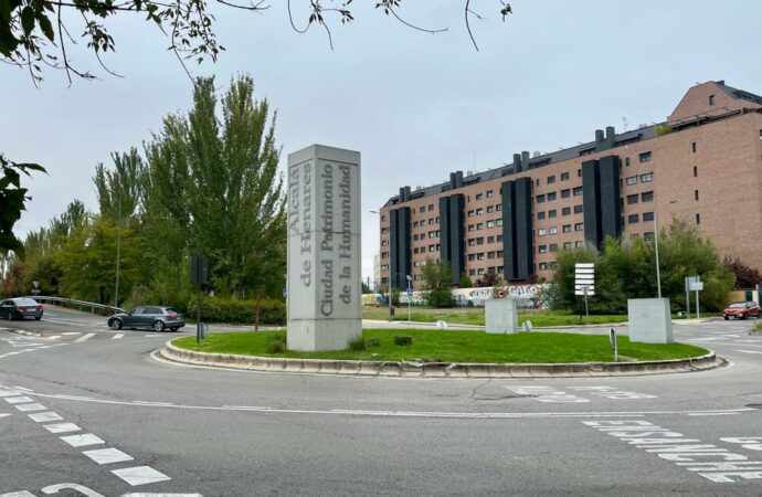 Nuevas luminarias para la glorieta de Camarma en Alcalá de Henares